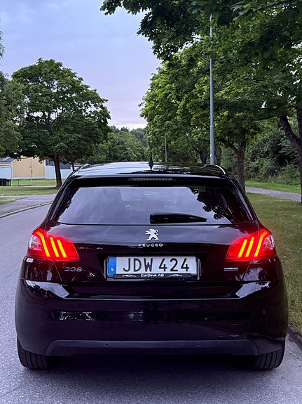 Peugeot 308 5 of 5