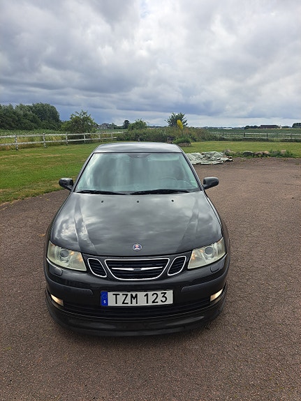 Saab 9-3 8 of 8