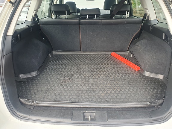 Subaru Outback 9 of 14