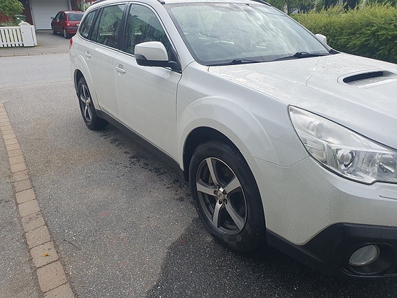 Subaru Outback 11 of 14