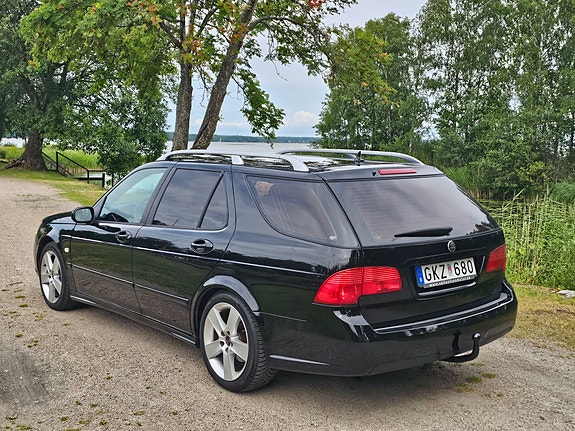 Saab 9-5 2 of 5