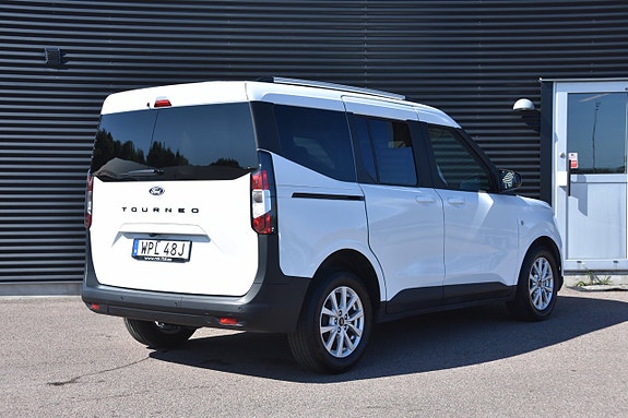 Ford Courier Tourneo 7 of 20