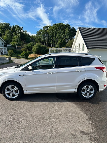 Ford Kuga 3 of 5