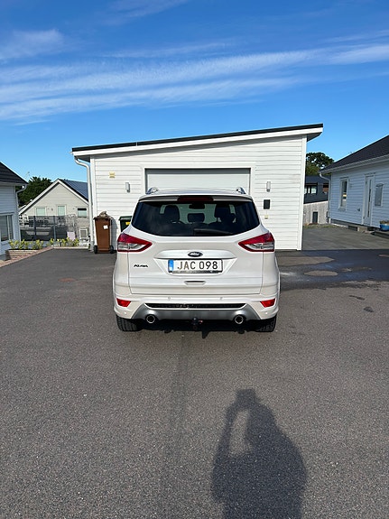 Ford Kuga 5 of 5