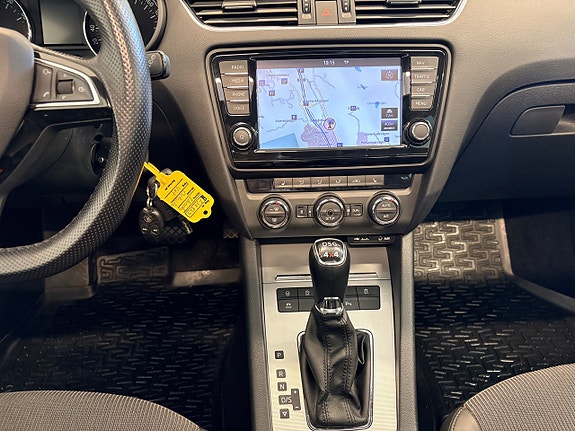 Skoda Octavia 24 of 30