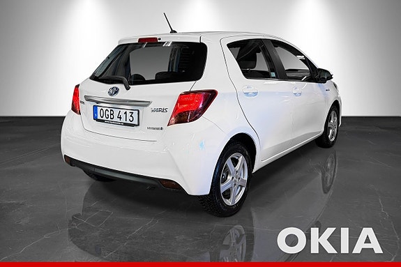 Toyota Yaris 4 of 14