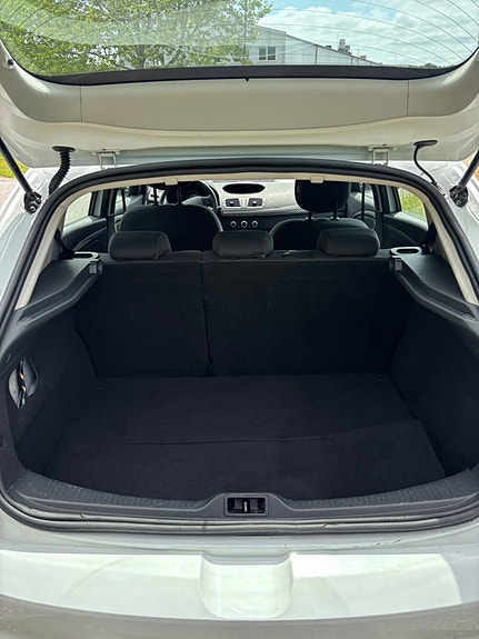 Renault Megane III 9 of 11