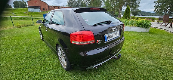Audi S3 4 of 5