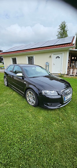 Audi S3 2 of 5
