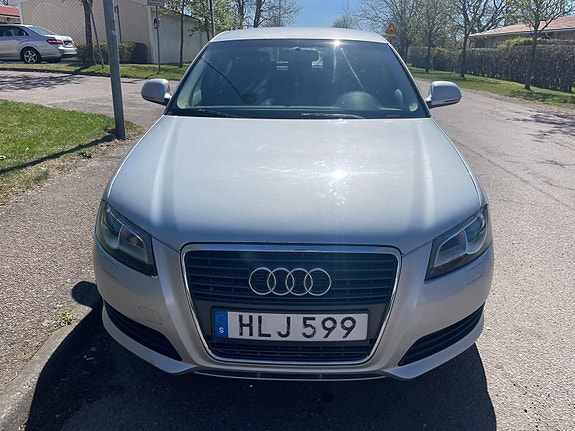 Audi A3 3 of 9