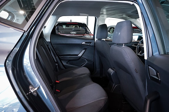 Seat Arona 10 of 27