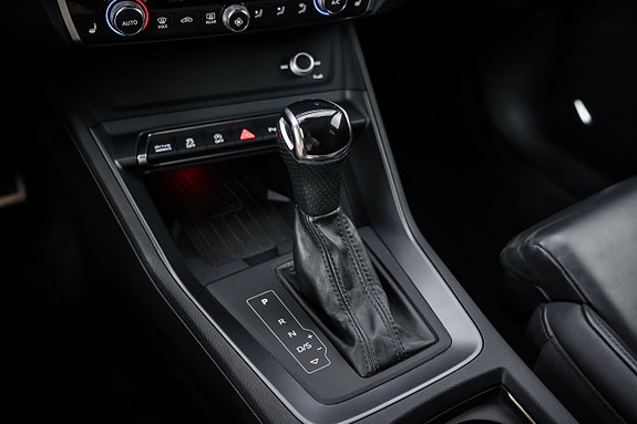 Audi Q3 17 of 26
