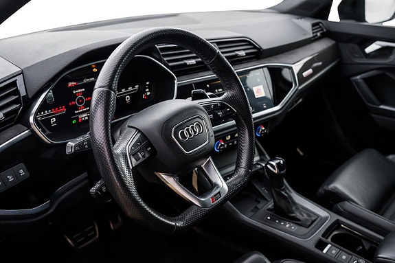 Audi Q3 13 of 26