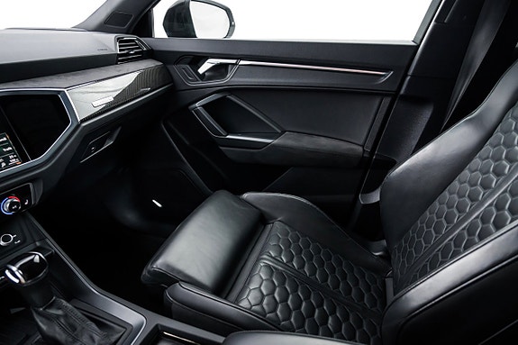 Audi Q3 18 of 26