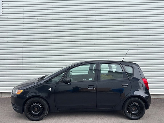 Mitsubishi Colt 2 of 5
