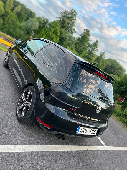 Volkswagen Golf VI 4 of 4