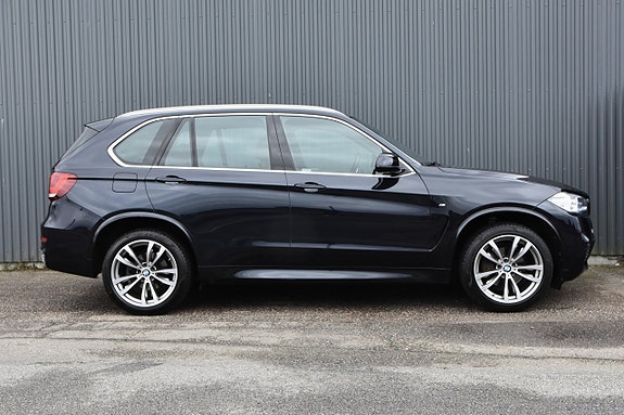 BMW X5 3 of 5
