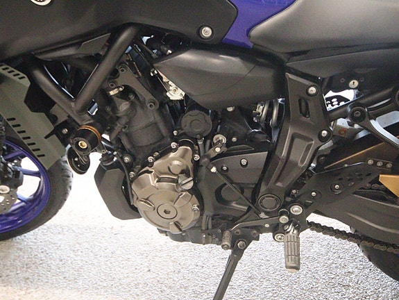 Yamaha MT-07 3 of 4