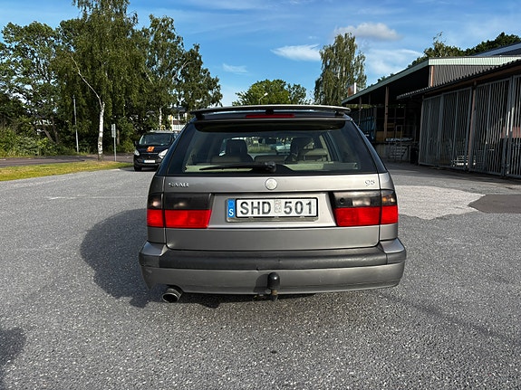 Saab 9-5 4 of 5