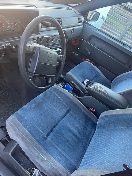 Volvo 940 2 of 3
