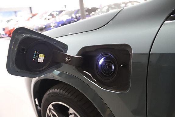 BMW X1 3 of 5