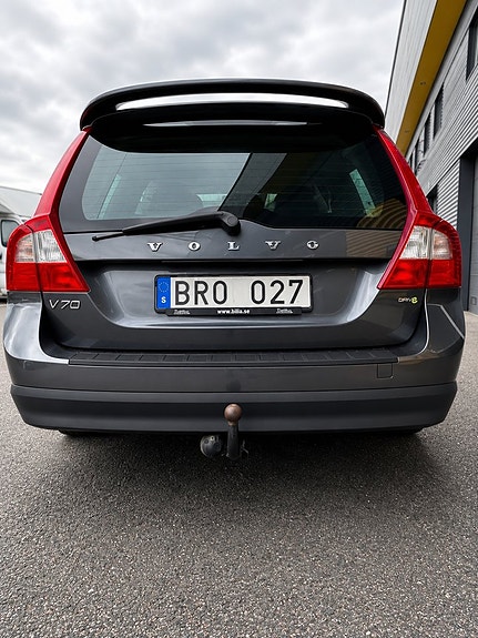 Volvo V70 5 of 19