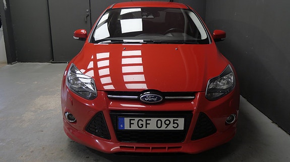 Ford Focus 4 of 5