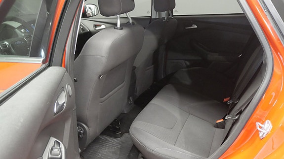Ford Focus 12 of 15