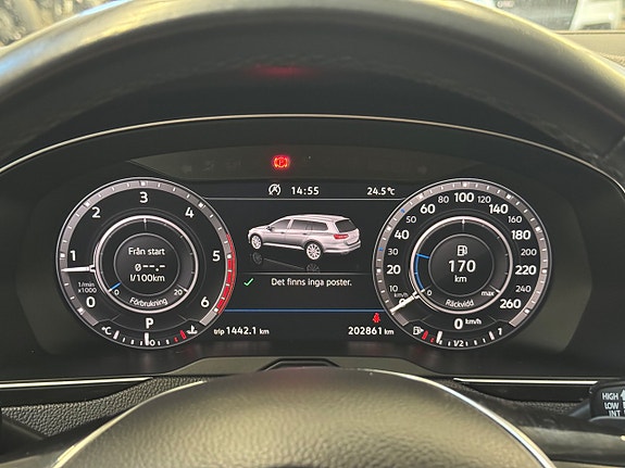 Volkswagen Passat Alltrack 17 of 17