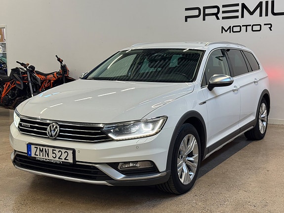 Volkswagen Passat Alltrack 4 of 17