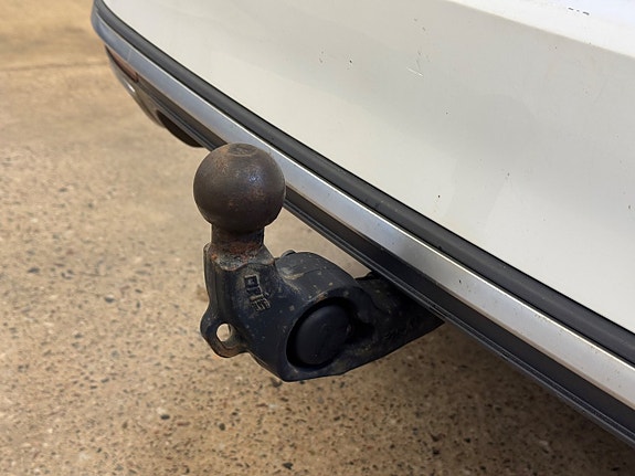 Volkswagen Passat Alltrack 9 of 17