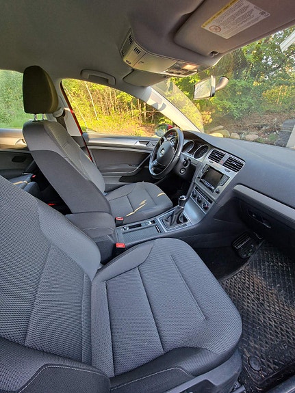 Volkswagen Golf VII 4 of 5