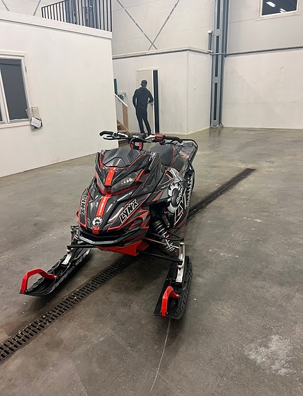 Lynx Boondocker RE 850 3700 3 of 4