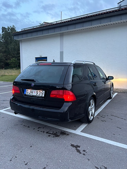 Saab 9-5 5 of 7