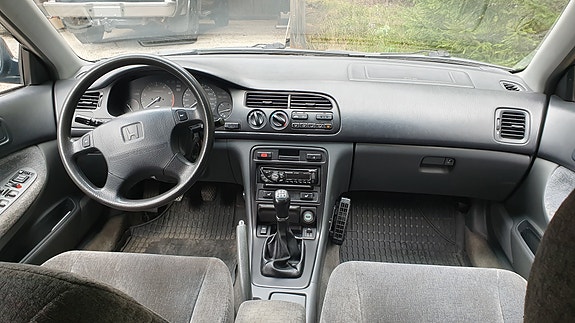 Honda Accord 3 of 5
