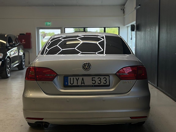 Volkswagen Jetta 20 of 21