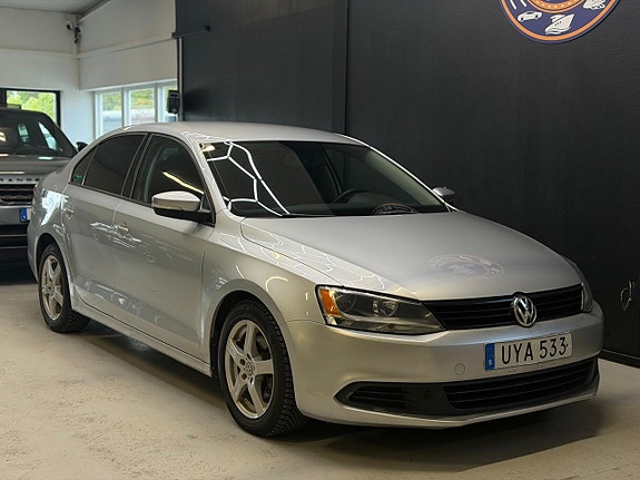 Volkswagen Jetta 3 of 5