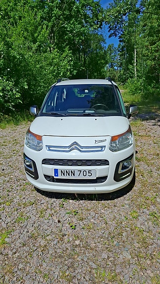 Citroen C3 Picasso 2 of 5