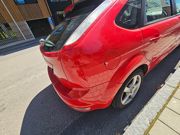 Ford Focus 5 of 5