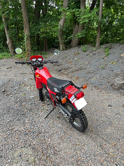 Honda XL500R PD02 3 of 4