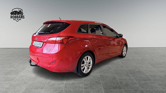 Hyundai i30 5 of 5