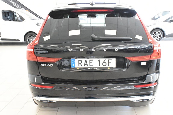 Volvo XC60 5 of 22