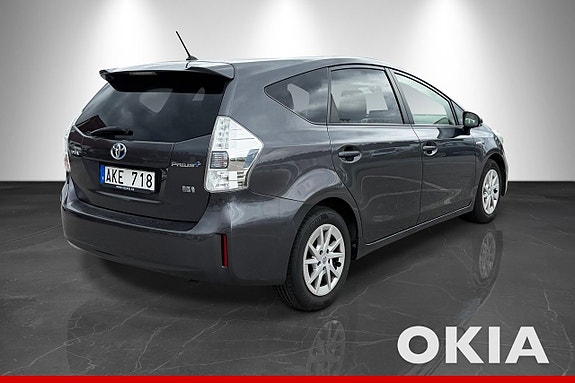 Toyota Prius+ 3 of 13