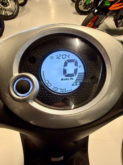 Yamaha Neos 4 -20 (Uttagen -23) | Endast 197 mil | Lås ingår 0.05 CVT Euro 4 5 of 5