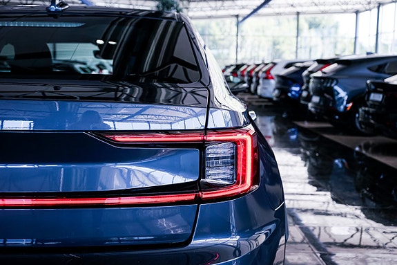 Polestar 2 8 of 28