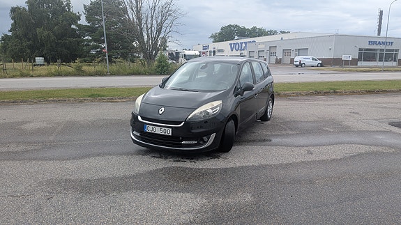 Renault Grand Scenic III 2 of 5