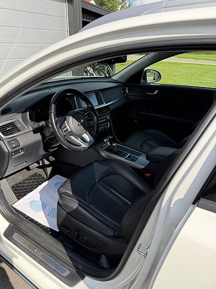 Kia Optima 4 of 5