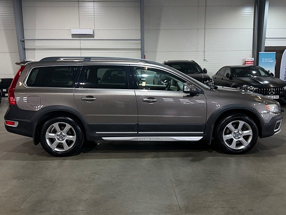 Volvo XC70 8 of 29