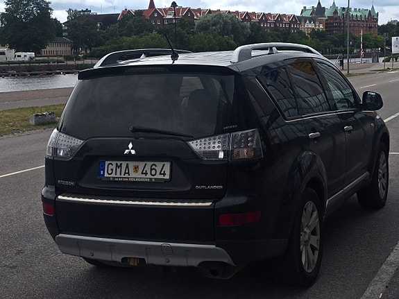 Mitsubishi Outlander 3 of 3