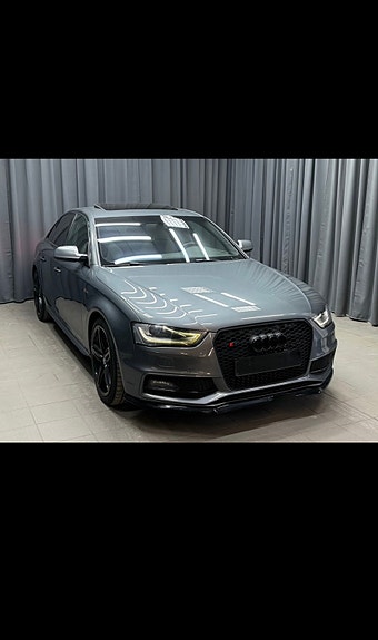 Audi S4 3 of 5